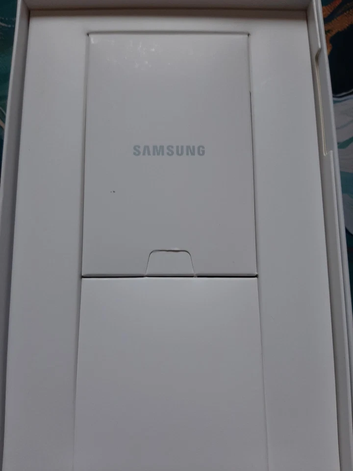 Galaxy Tab A7 Lite Gray, 32 GB, SM-T220 - sehr guter Zustand inkl. OVP - Bild 4 von 4