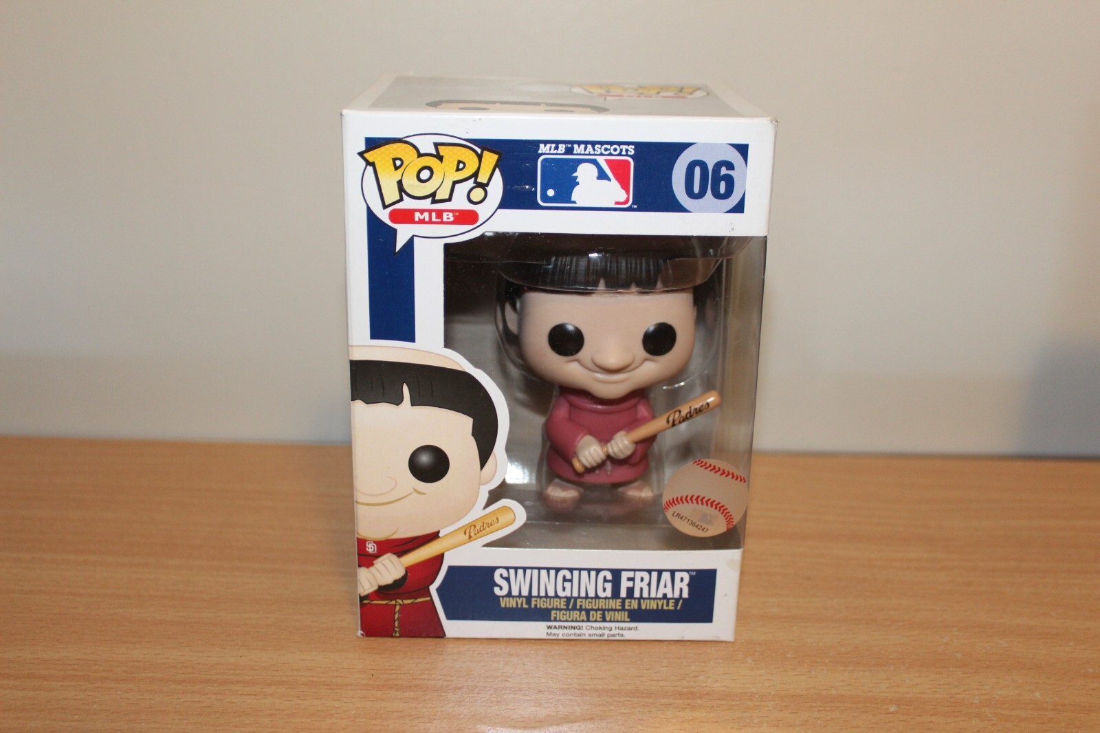 ¡Nuevo En Caja Difícil De Encontrar Pop! Mlb Mascotas Sd Padres Frailes Swinginging 06 1A Generación Murciélago En La Frontera