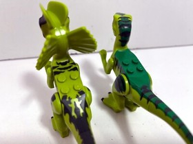 LEGO Jurassic World: Velociraptor from 10757 + Dilophosaurus from 75916
