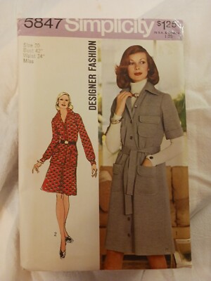 1973 Simplicity 5847 Size 20. Uncut, Unused. Dress & 2 Piece Dress. Classic.