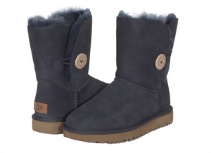 classic bailey button ugg boots