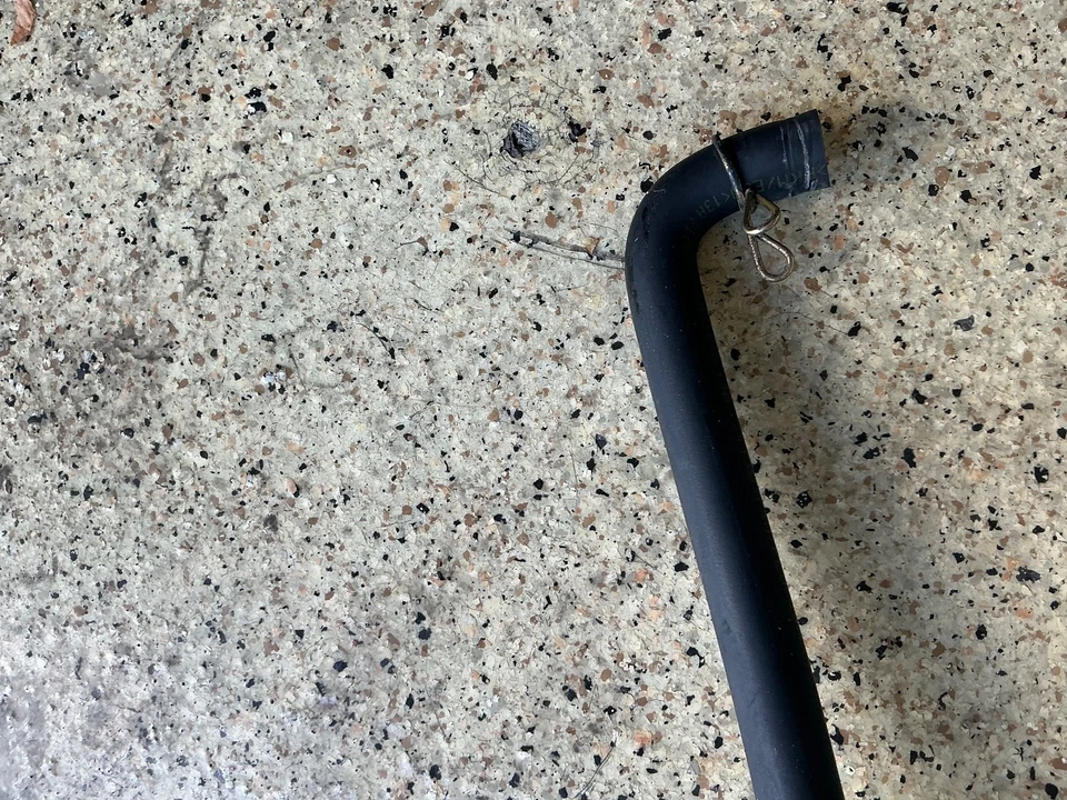 2011 Kawasaki Ninja 250R EX250J AIR VALVE SOLENOID TOP ENGINE SWITCH SENSOR - Image 4 of 4