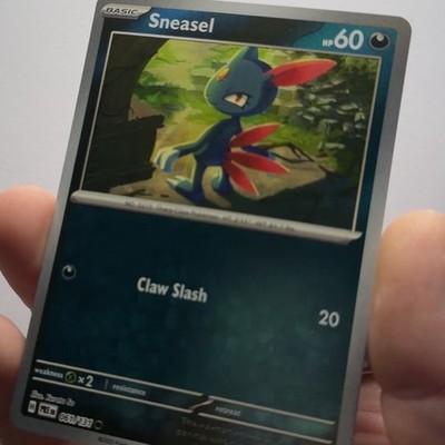 Sneasel 061/131 Missing Texture Error Pokémon TCG Misprint Pokemon Card