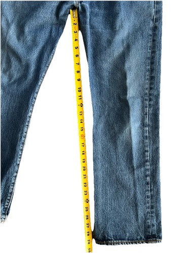 2 Stück Levi's 501 Jeans Herren 36x30 Button Fly gerades Bein klassische Stone Wash - Bild 11 von 11