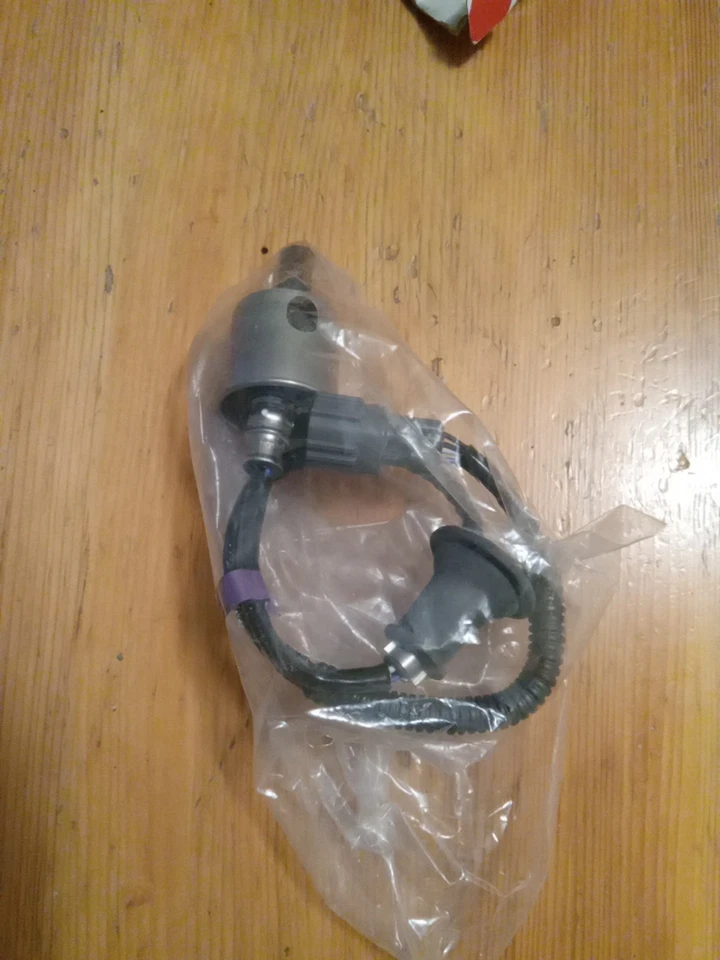 Sensor de relación combustible aire genuino OEM 89467-30010 Lexus GS350 GS450h IS250 89467-30010 Foto 2 de 2