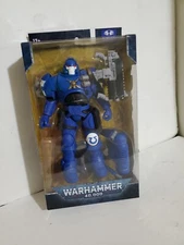 McFarlane Toys Warhammer 40,000 Ultramarines Reiver with Bolt Carbine & Base 7"