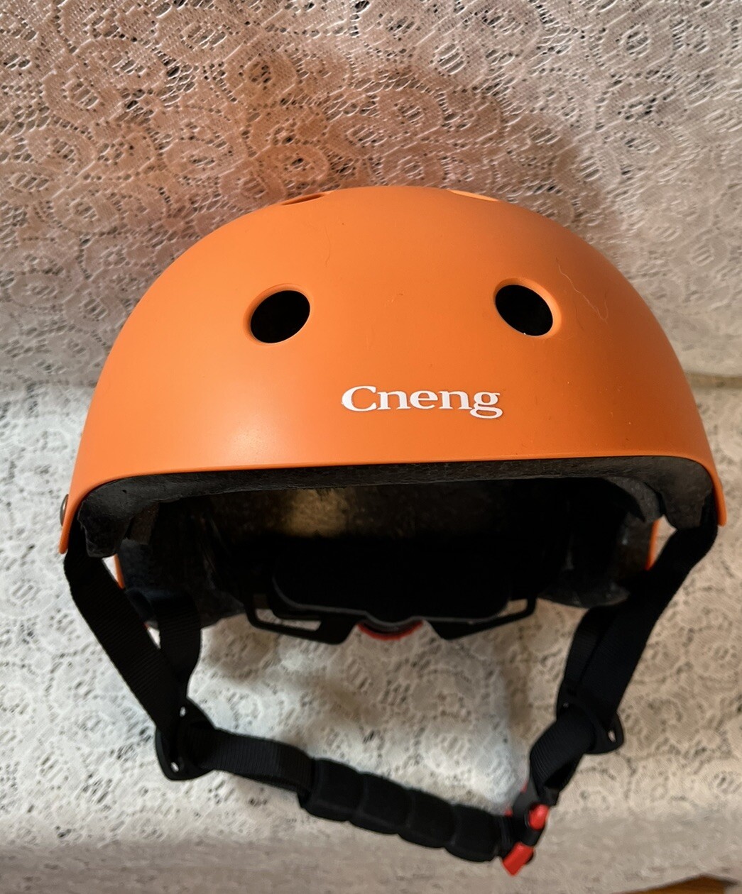 Cneng Skateboard Helmet ( New) 48-55 CM