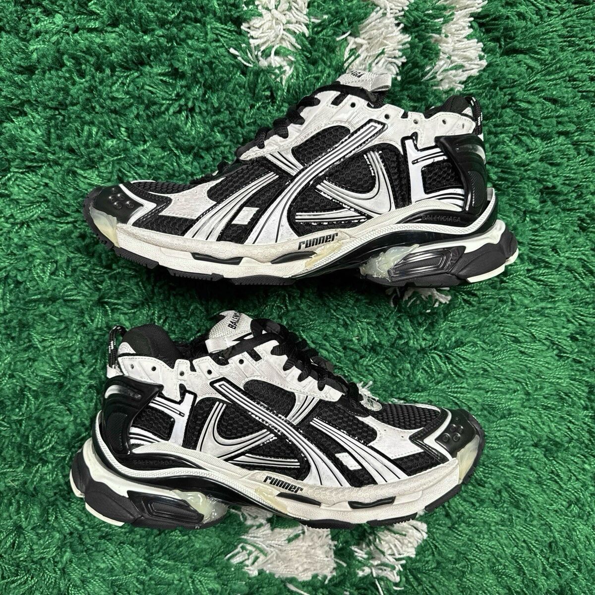 Size 9 - Balenciaga Runner Sneaker Black White - Super Clean Size 9 - Balenciaga Runner Sneaker Black White - Super Clean