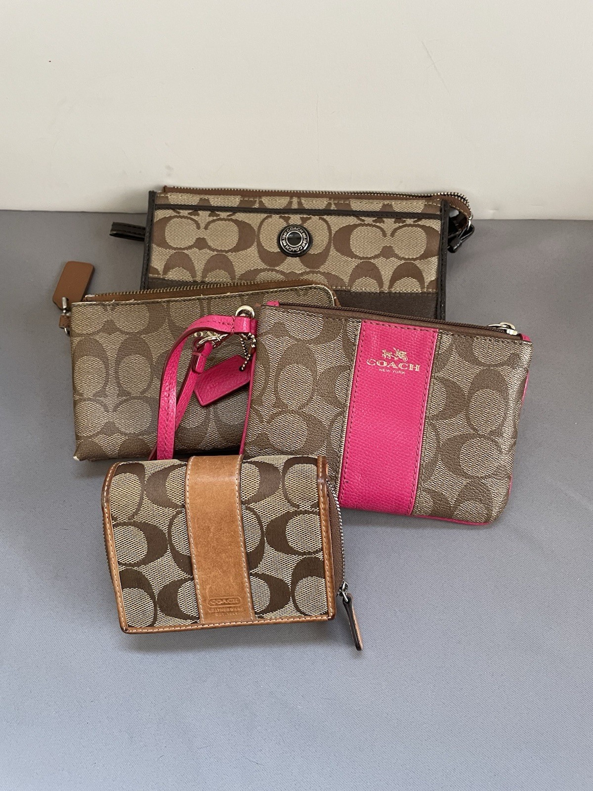 4 Authentic Coach Wallets Wristlets Signature Can… - image 1