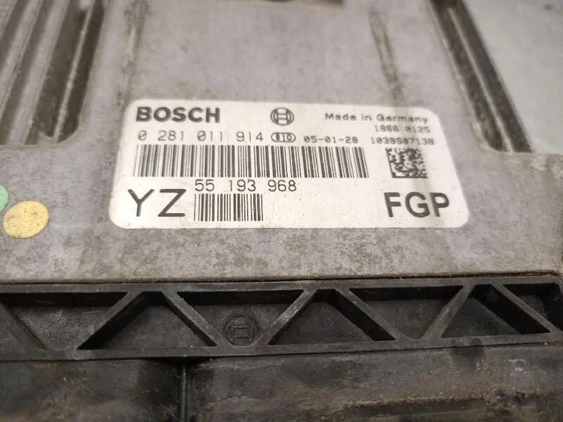 55193968 centralita motor uce para OPEL VECTRA C GTS (Z02) 1.9 2002 5230294 - Immagine 4 di 4