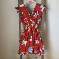 New Red Women’s Floral sleeveless mini dress size Large Fits size 10 Summer