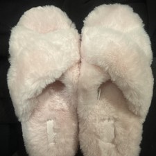 VICTORIA'S SECRET PINK CRISS CROSS PLATFORM SLIPPERS SZ L9-10 PINK FUZZY SLIDES