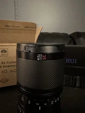 SIRUI Saturn 35mm T2.9 1.6x Carbon Fiber Anamorphic Lens - Sony E Blue Flare