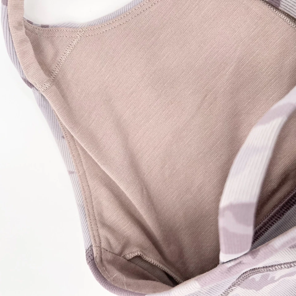 Sujetador LULULEMON 6 Energy para mujer línea larga acanalado copa B/C incógnito camuflaje lavanda Foto 4 de 4