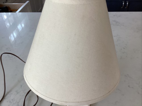Vintage MCM Baby Doe Fawn Boudoir Table Lamp-Ceramic + Shade Off White And Gold - Picture 3 of 11