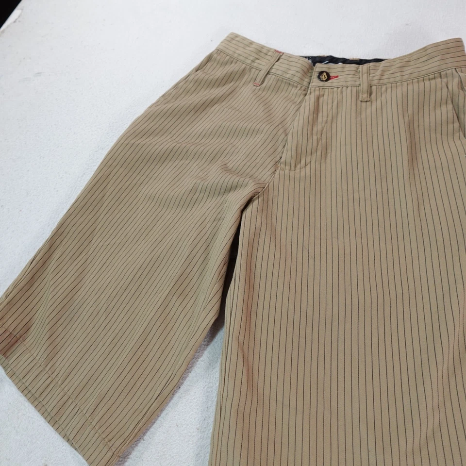 Y2K Volcom Shorts Mens 28 Tan Striped Skater Straight Flat Front Grunge 28x11 - Image 3 of 4