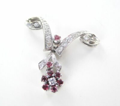 14KT WEISSGOLD ANHÄNGER 17 DIAMANTEN 0,40 KARAT RUBINE RUBIN BLUME FEIN 990041502