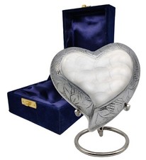 White Heart Keepsake Urn - Mini Ash Urn Small Handcrafted Cremation Urn for Ashe