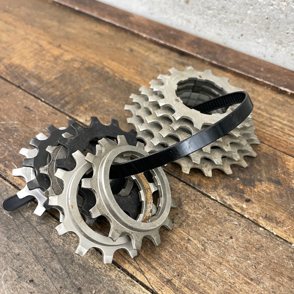 Vintage Shimano UNIGLIDE Cassette 7 Speed 24t 7S Silver Road
