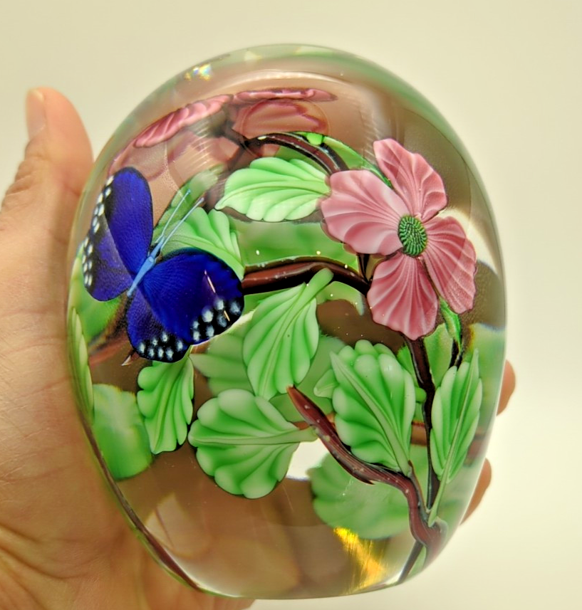 Orient and Flume Art Glass Paperweight limited edition 2/100