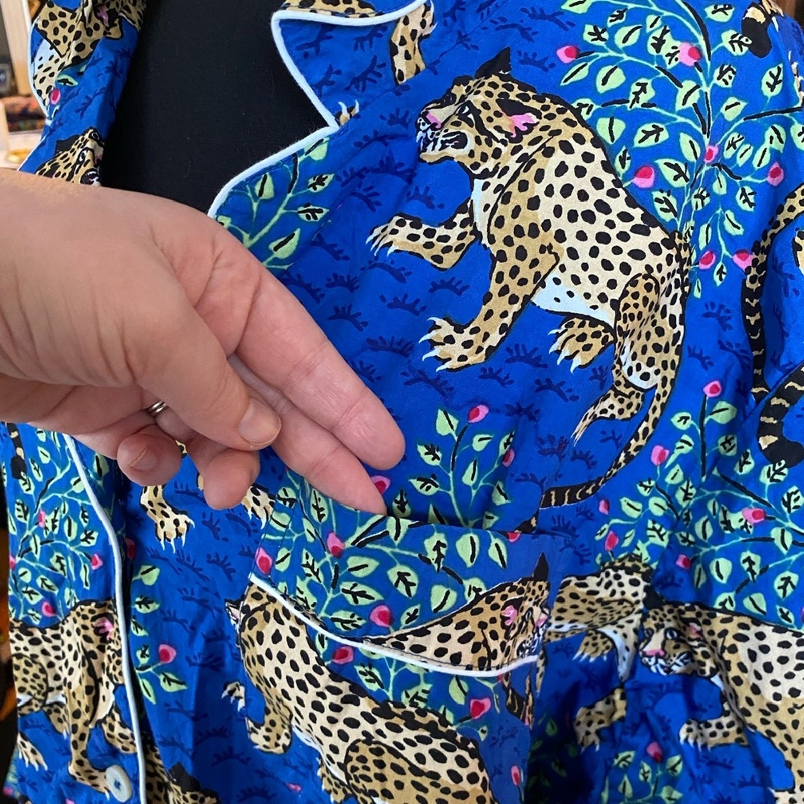 Printfresh blue leopard vibrant button down organ… - image 6