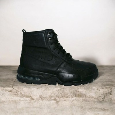 NIKE AIR MAX GOATERRA 2.0  MENS BOOTS -  MENS SIZE 9 NEW