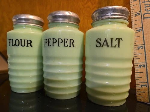 JEANNETTE VINTAGE JADEITE GREEN SALT PEPPER FLOUR.-3 Kitchen Items