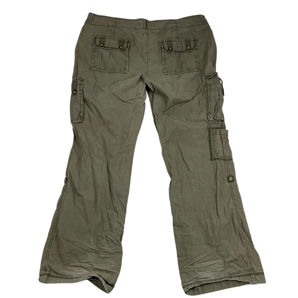 Old Navy Womens Cargo Pants Size 16 Rolled Hem Low Rise Wide Leg Outdoors Green - Image 2 of 4