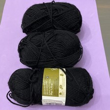 Spinrite 246012-12040 Classic Wool DK Superwash Yarn-Black 3 Skeins
