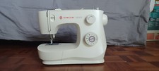 SINGER M2405 Machine à Coudre Mécanique - Blanche