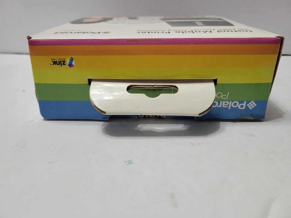 Polaroid PoGo Instant Mobile Color Printer Zink w/Cords & 2 Packs Photo Paper - Image 4 of 4