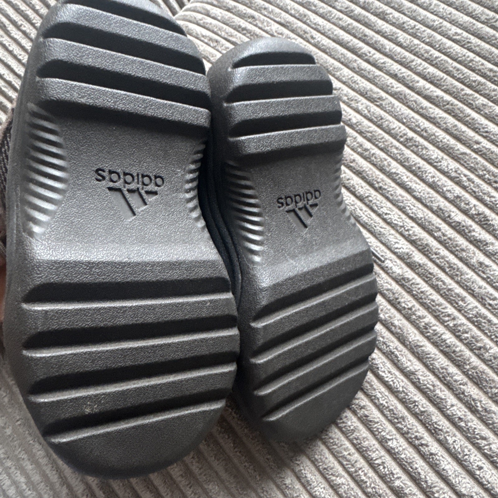 Adidas Yzy Dsrt Bt Kds Little Kids Style Size 8K BRAND NEW NO BOX thumbnail 9