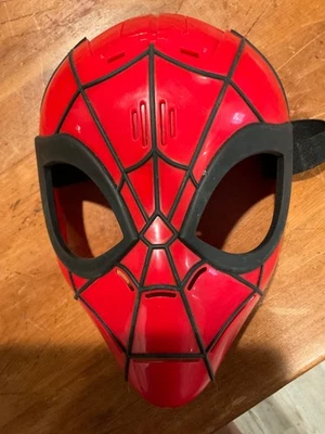 Spiderman Marvel MCU Mask Hasbro 2017 Kid’s Size Makes Spidey Sounds Tested - Image 1 of 2