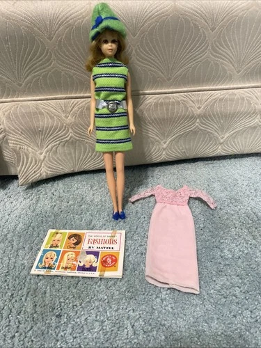 Mattel 1965 Francie (eyelash)1130 Japan & Now Knit #1452 1967 Fashion Book 1966