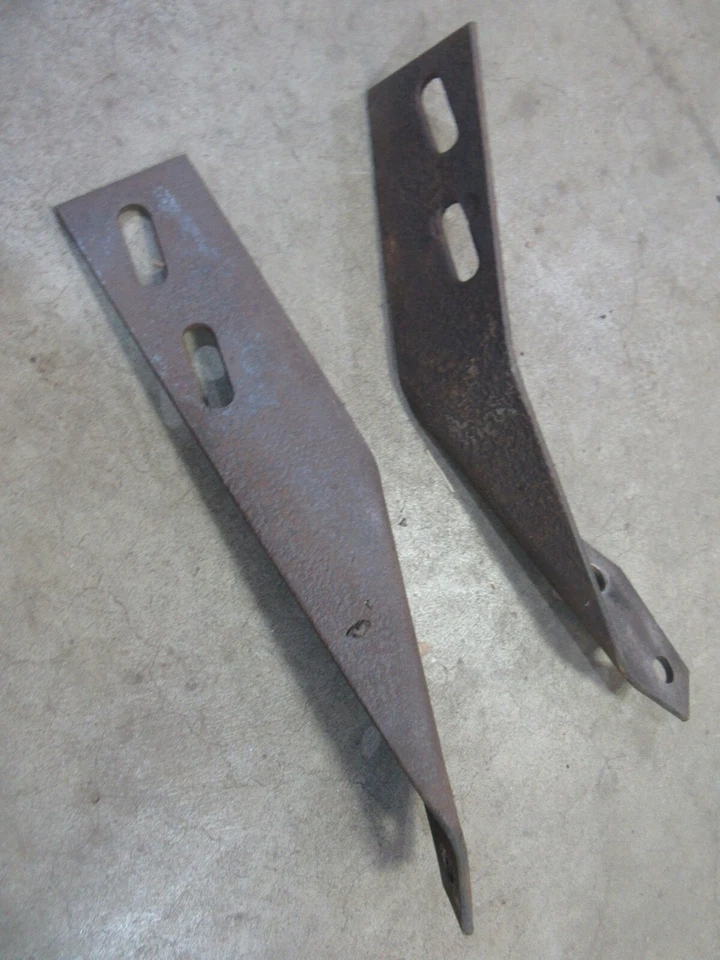 Cadillac Serie 62 1955 parachoques delantero marco montaje soporte piezas soportes Foto 2 de 2