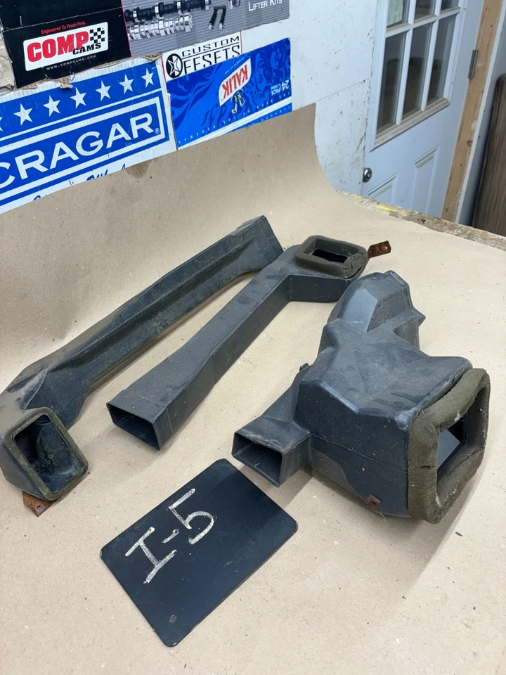 Dodge Truck D150 W250 1981 82 89 90 1993 Ramcharger tablero tubos de conductos 84 Foto 2 de 4