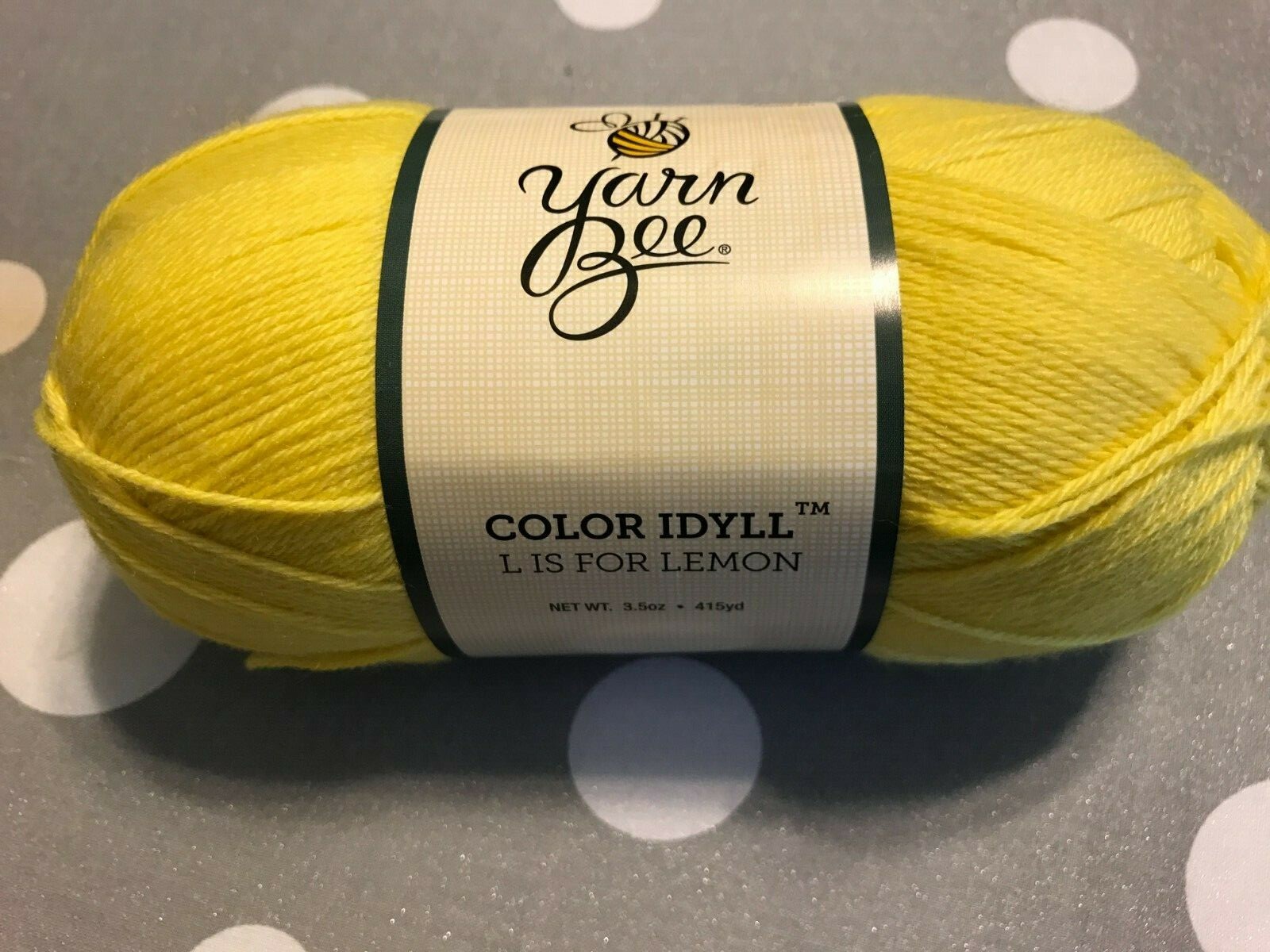 YARN BEE Color Idyll Bright, Beautiful Colors! 3.5 oz. / 415 yd