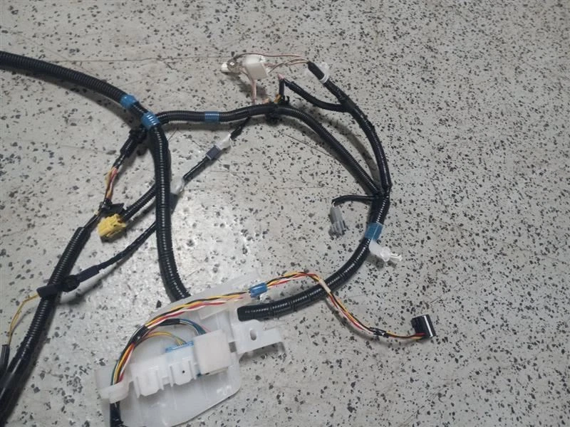 Toyota Camry 2010 carrocería lateral derecha arnés de cables Foto 2 de 4