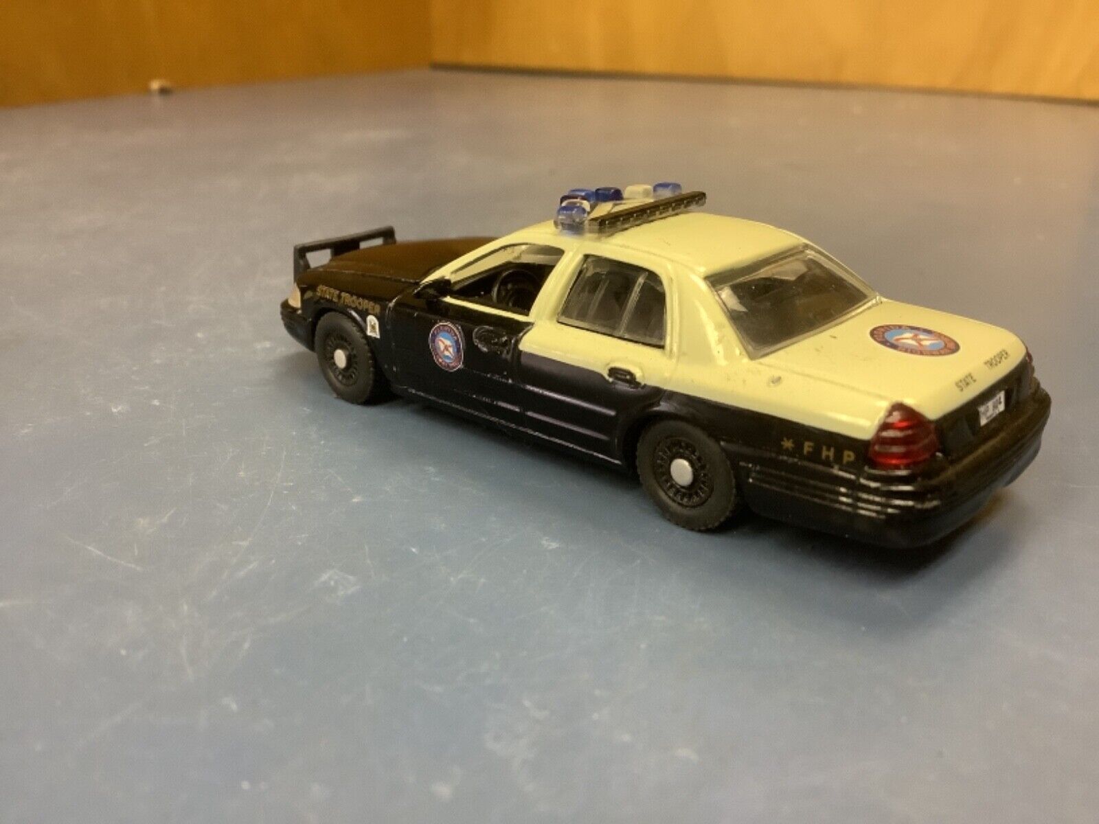 Greenlight 1:64 Orlando City Florida Police Ford Crown Victoria Loose