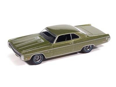 1971 Plymouth Sport Fury GT - Green 1:64 Scale Model - Auto World AWSP211A