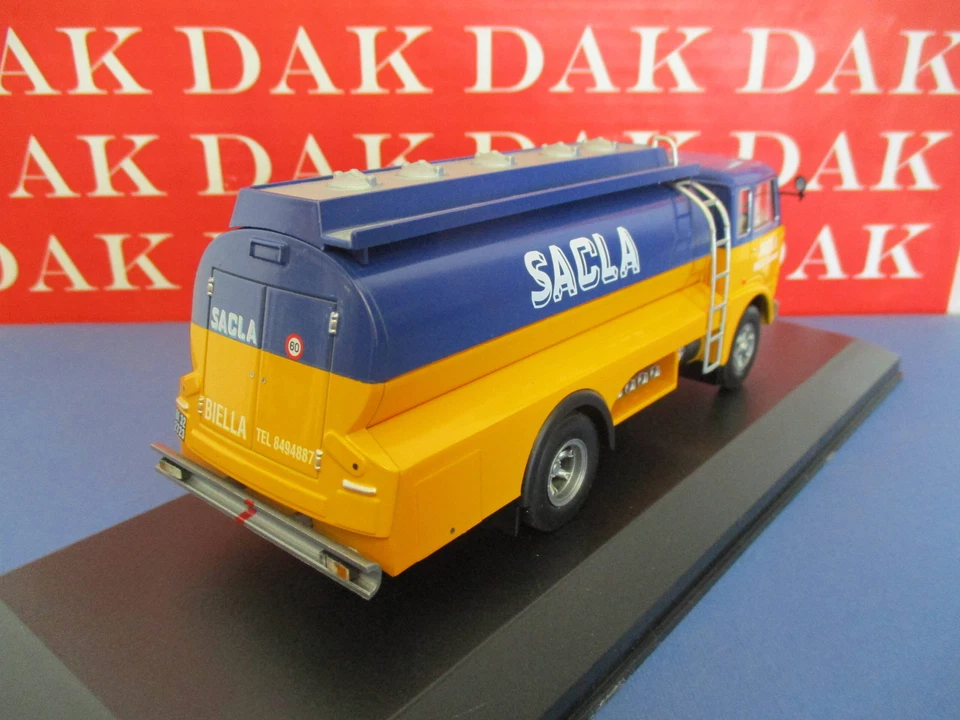 Die cast 1/43 Modellino Camion Truck Fiat 682N Cisterna Sacla 1966 by Ixo - Immagine 3 di 4