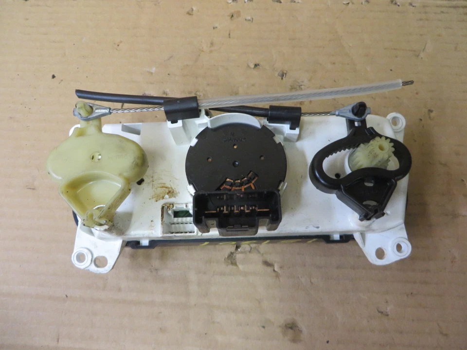 Dodge Calibre 07 08 09 2007-2009 Climatizador Calefacción Aire Acondicionado OEM # P0508307AE Foto 2 de 4