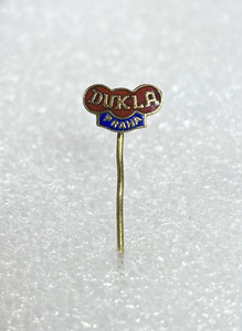 INSIGNE ANCIEN CLUB football FK DUKLA PRAGUE football 1950 EUR 10,00