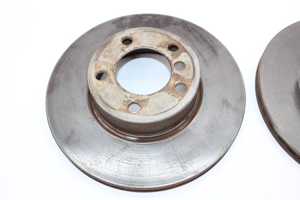 Juego de rotores de freno delanteros izquierdo y derecho BMW F30 320i 328i 428i 2012-2018 Foto 2 de 4