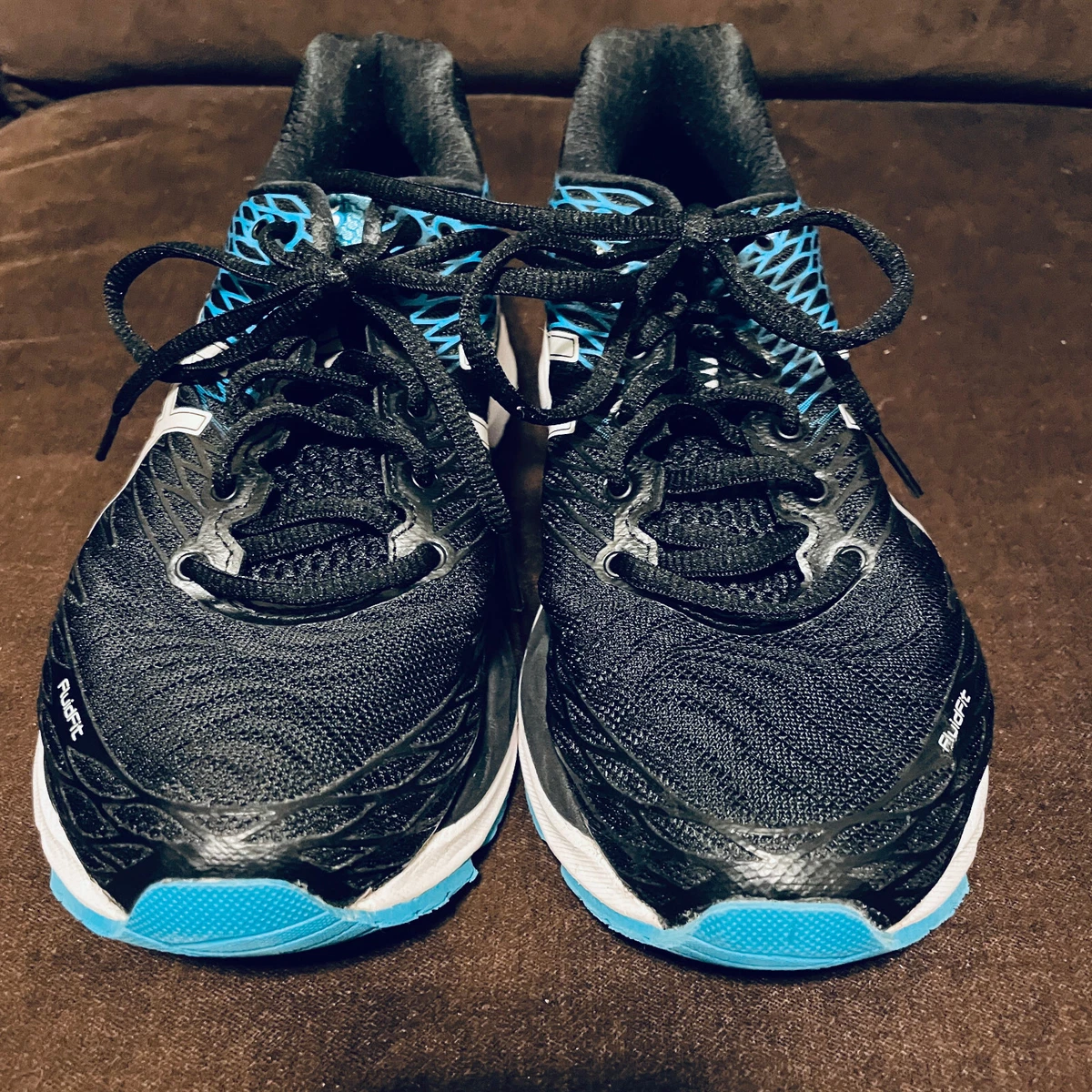 Asics nimbus top 18 preto