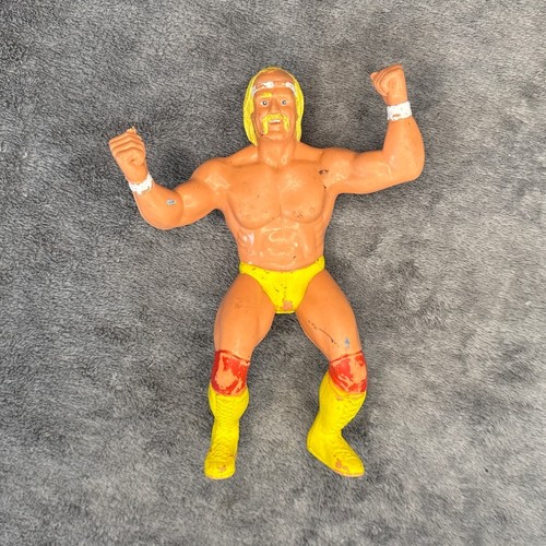 Vintage 1984 Hulk Hogan LJN WWF Wrestling Supersta...