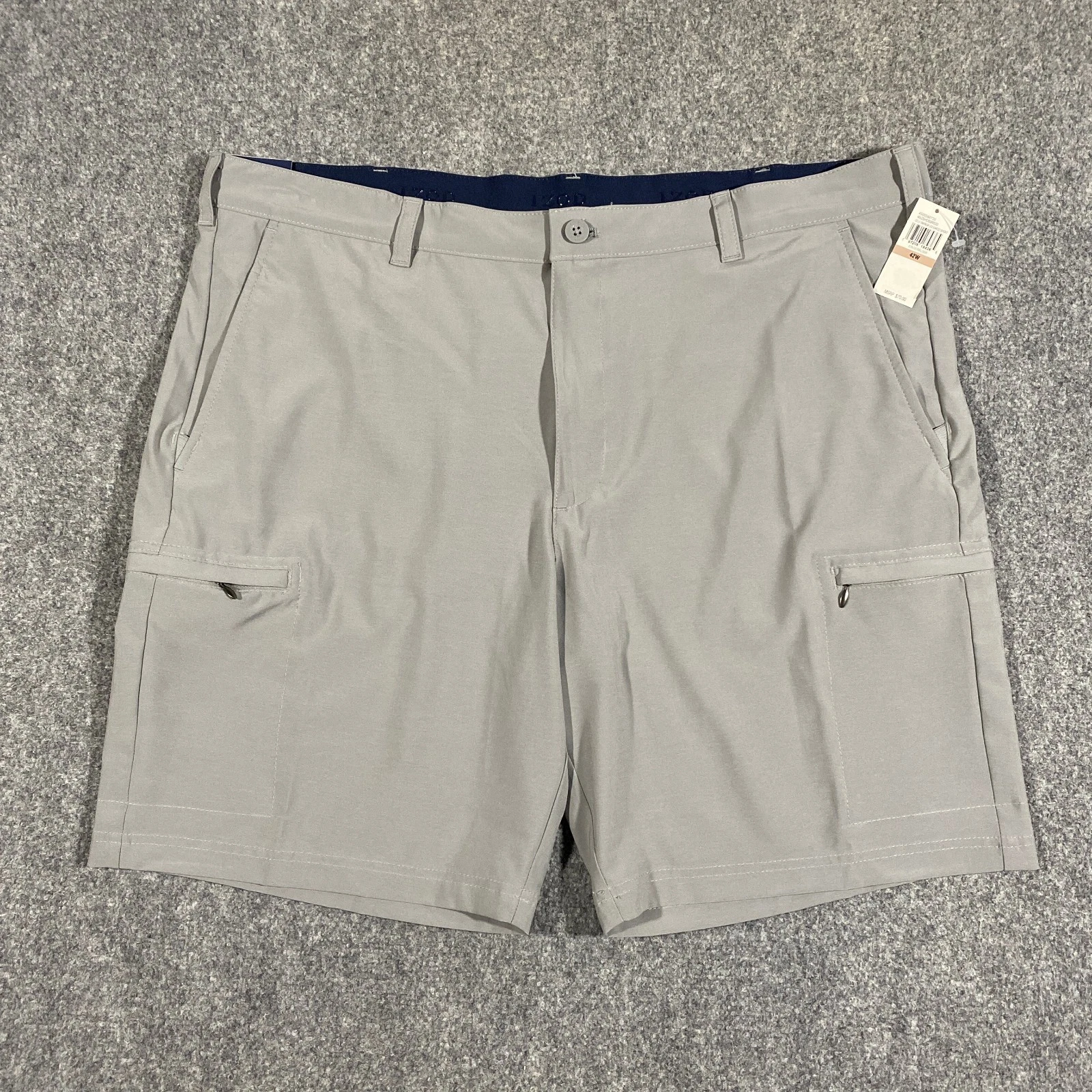IZOD Golf SwingFlex Cargo Shorts Mens 42 Classic Fit Gray Performance UPF-50 NWT