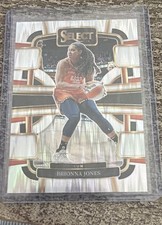 2024 Panini Select WNBA - Concourse Brionna Jones #88 Silver Flash Prizm