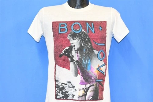 80s BON JOVI 7800 DEGREES FAHRENHEIT TOUR STAFF CON 1980s vintage concert t-shirt, vintage, single stitch, B+ condition