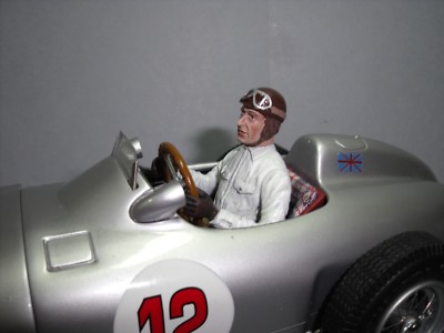 Figurine 1/18 Fangio VROOM Non Peinte - Pour Maserati Mercedes CMC Minichamps
